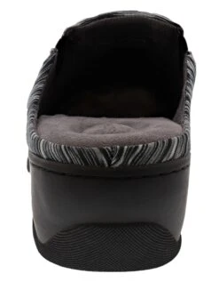 Softwalk Women's 2E Wide Width Slip On Clogs 30 Softwalk Women's 2E Wide Width Slip On Clogs -Tory Burch Sales 2024 50272 849367e7 3aba 4381 87a9 74cbb4685d80