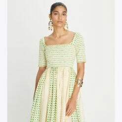 Tory Burch Printed Silk Smocked Dress 7 Tory Burch Printed Silk Smocked Dress -Tory Burch Sales 2024 Printed20Silk20Smocked20Dress.TB 150662 290 20230531 OMDET.pdp 1200x1200 1